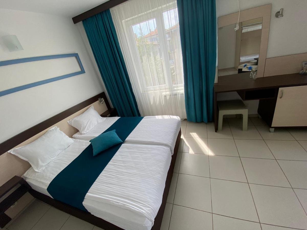 Lilia 2 Family Hotel Primorsko Exterior foto